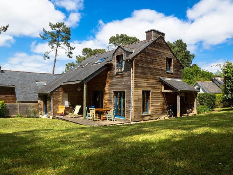 Maison en bois à l'orée du kador à morgat